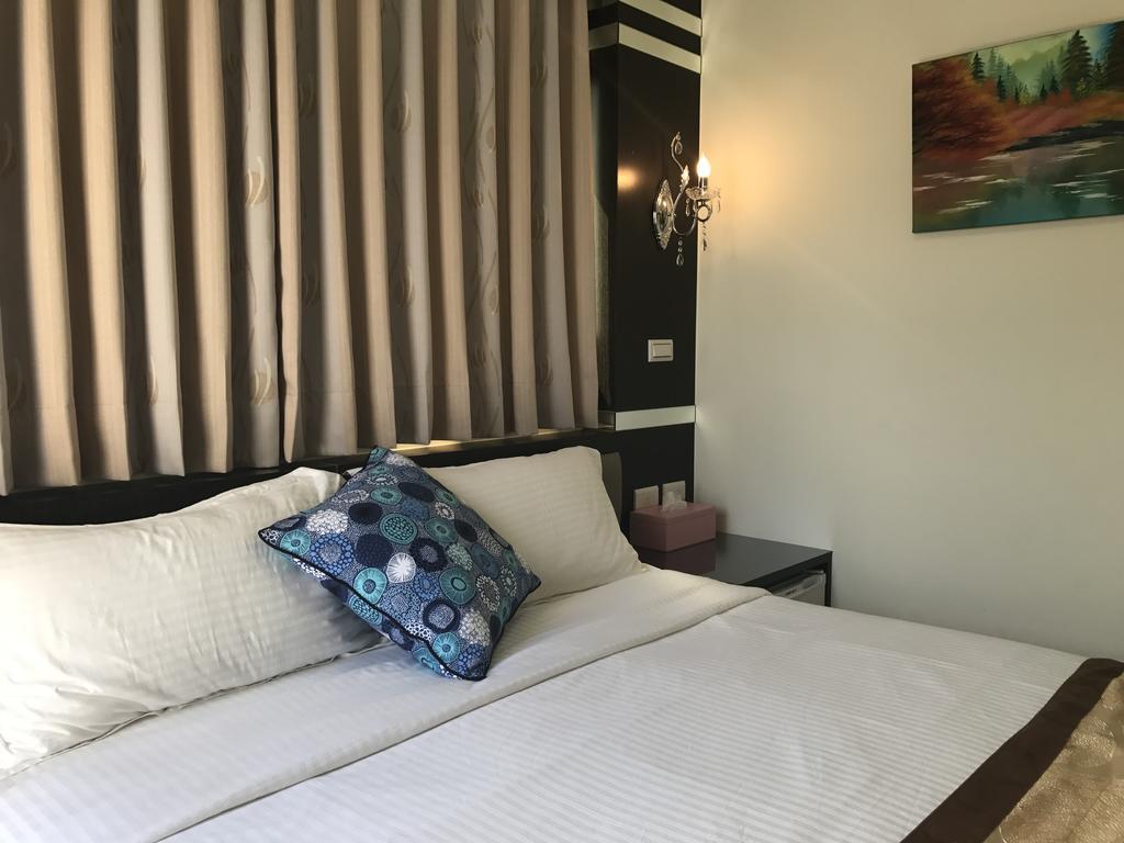 Lucky Bear Guesthouse Magong Esterno foto