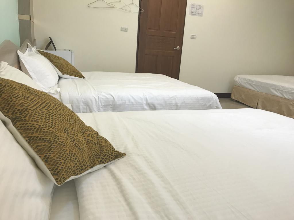 Lucky Bear Guesthouse Magong Esterno foto